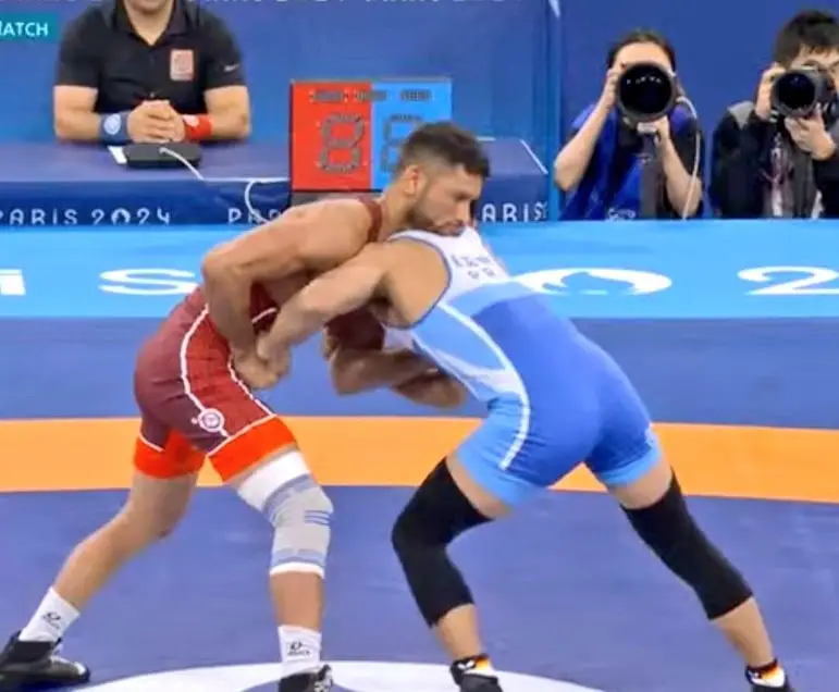 Raiber Rodríguez no pudo vencer a su rival en el combate por el bronce